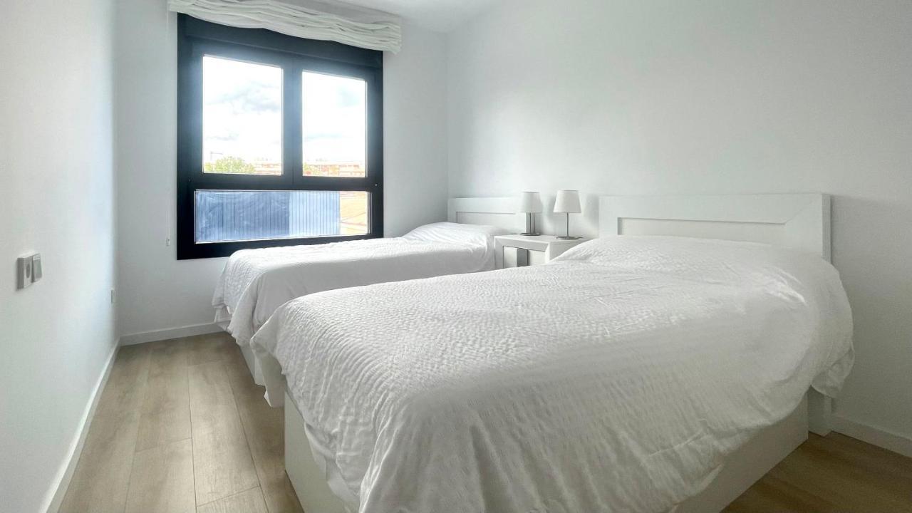 Апартаменти Apartamento Malaga Beach, 2A Екстер'єр фото